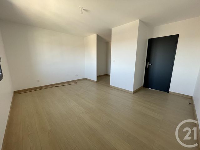 Maison &agrave; louer - 5 pi&egrave;ces - 132,24 m2 - Belleville - 69 - RHONE-ALPES