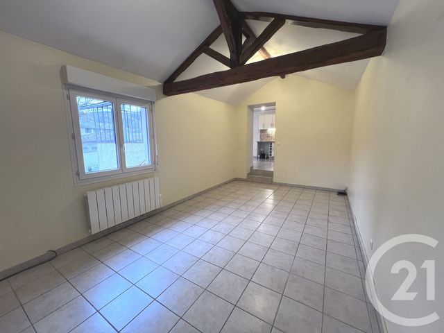 Maison &agrave; louer - 5 pi&egrave;ces - 100 m2 - Chiroubles - 69 - RHONE-ALPES