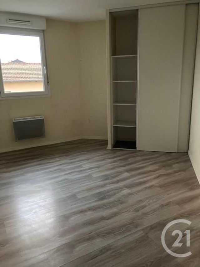 Appartement F3 &agrave; louer - 3 pi&egrave;ces - 62,54 m2 - Belleville - 69 - RHONE-ALPES