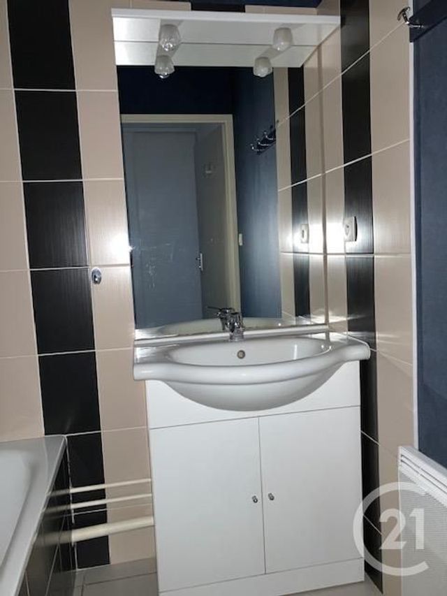 Appartement F3 &agrave; louer - 3 pi&egrave;ces - 62,54 m2 - Belleville - 69 - RHONE-ALPES