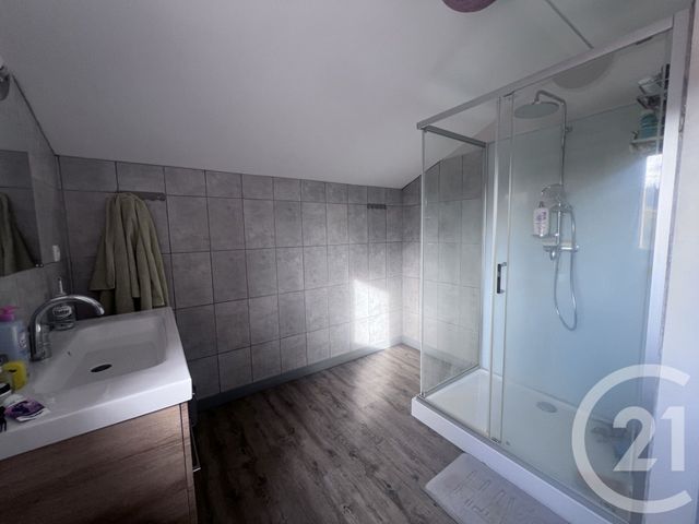 Maison &agrave; louer - 4 pi&egrave;ces - 120,87 m2 - Pruzilly - 71 - BOURGOGNE