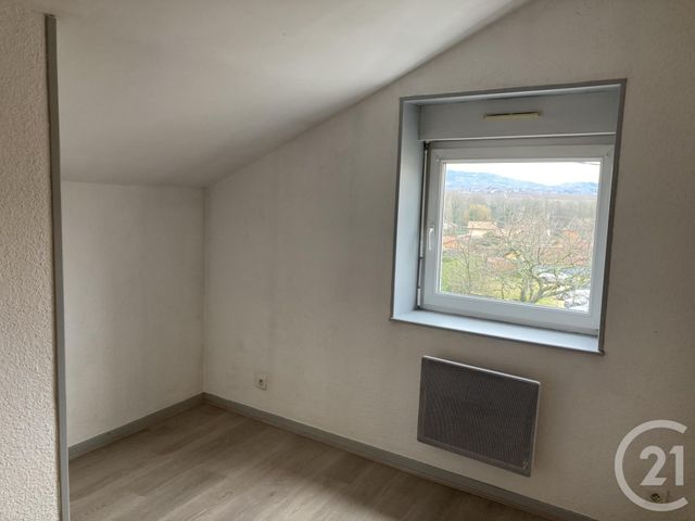 Appartement F3 &agrave; louer - 3 pi&egrave;ces - 59,85 m2 - Cercie - 69 - RHONE-ALPES