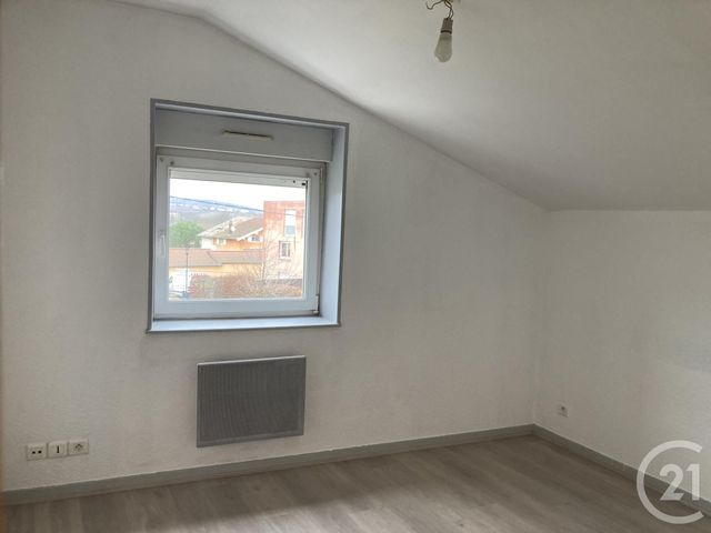 Appartement F3 &agrave; louer - 3 pi&egrave;ces - 59,85 m2 - Cercie - 69 - RHONE-ALPES