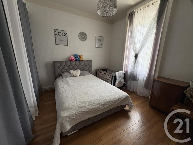 Appartement F3 &agrave; louer - 3 pi&egrave;ces - 93,06 m2 - Belleville - 69 - RHONE-ALPES