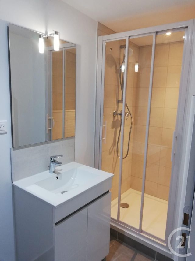 Appartement F2 &agrave; louer - 2 pi&egrave;ces - 46,23 m2 - Beaujeu - 69 - RHONE-ALPES