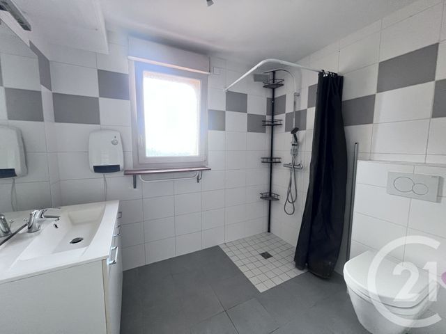 Appartement T3 &agrave; louer - 3 pi&egrave;ces - 70 m2 - Jullie - 69 - RHONE-ALPES