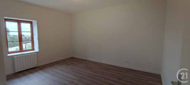 Maison &agrave; louer - 5 pi&egrave;ces - 132,85 m2 - St Etienne Des Oullieres - 69 - RHONE-ALPES