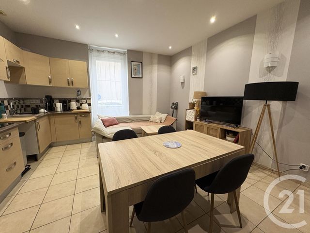Maison &agrave; louer - 3 pi&egrave;ces - 64,62 m2 - Montmerle Sur Saone - 01 - RHONE-ALPES