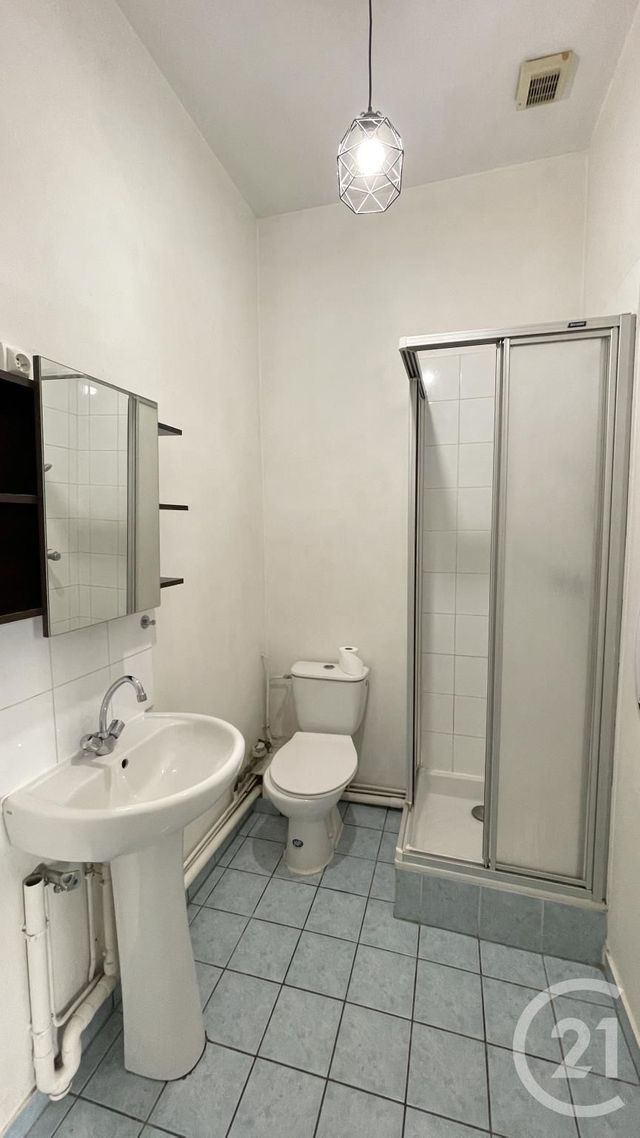 Appartement F1 à vendre - 1 pièce - 29 m2 - Villeurbanne - 69 - RHONE-ALPES