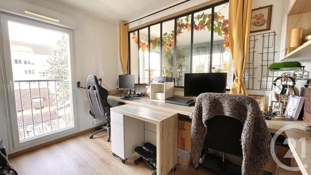 Appartement F4 à vendre - 4 pièces - 69,74 m2 - Villeurbanne - 69 - RHONE-ALPES
