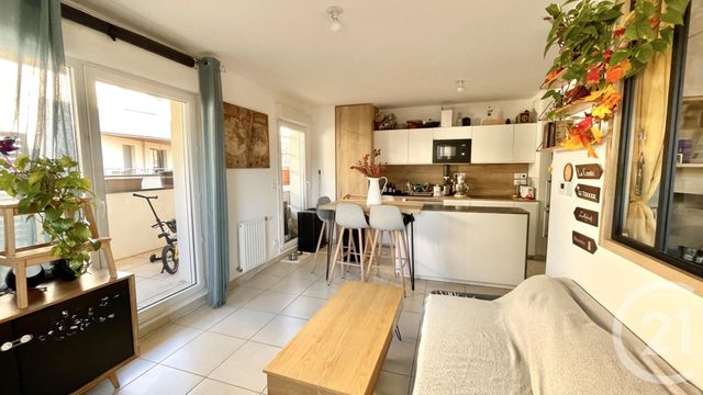 Appartement F4 à vendre - 4 pièces - 69,74 m2 - Villeurbanne - 69 - RHONE-ALPES