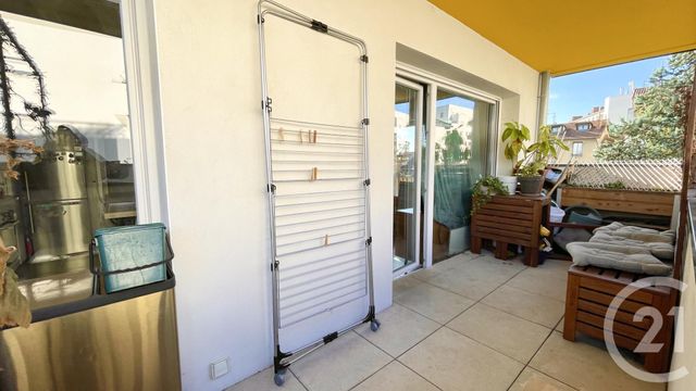 Appartement F4 à vendre - 4 pièces - 69,74 m2 - Villeurbanne - 69 - RHONE-ALPES