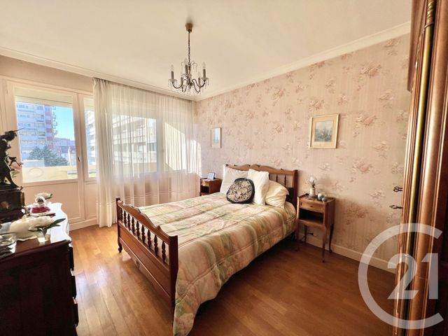 Appartement T4 &agrave; vendre - 4 pi&egrave;ces - 84 m2 - Villeurbanne - 69 - RHONE-ALPES