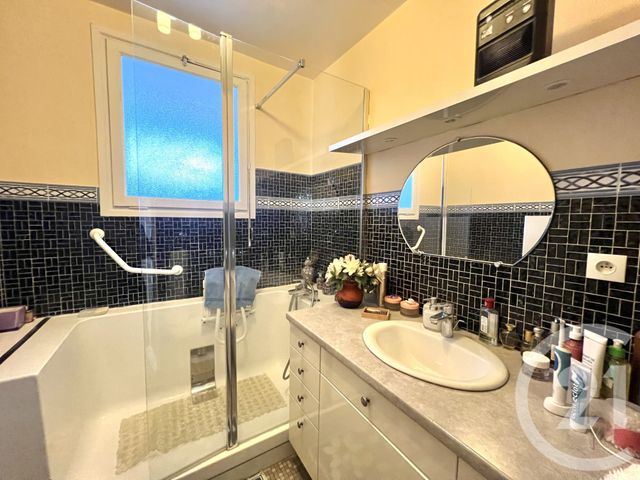 Appartement T4 &agrave; vendre - 4 pi&egrave;ces - 84 m2 - Villeurbanne - 69 - RHONE-ALPES