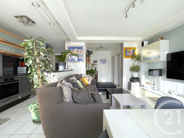 Appartement T4 &agrave; vendre - 4 pi&egrave;ces - 68,70 m2 - Villeurbanne - 69 - RHONE-ALPES