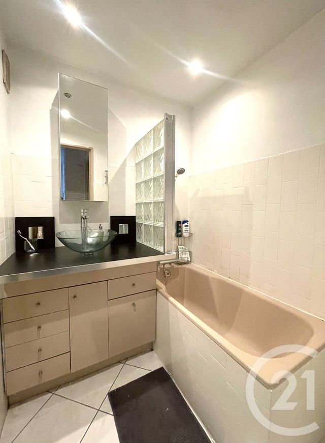 Appartement T3 &agrave; vendre - 3 pi&egrave;ces - 58,68 m2 - Villeurbanne - 69 - RHONE-ALPES