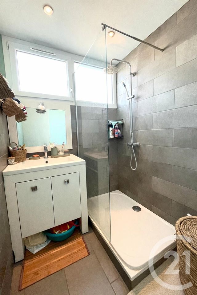 Appartement T3 &agrave; vendre - 3 pi&egrave;ces - 60,42 m2 - Villeurbanne - 69 - RHONE-ALPES