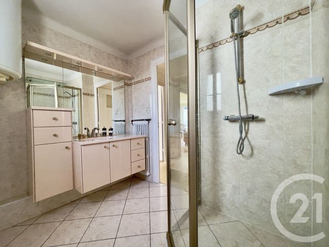 Appartement T3 &agrave; vendre - 3 pi&egrave;ces - 69,83 m2 - Villeurbanne - 69 - RHONE-ALPES