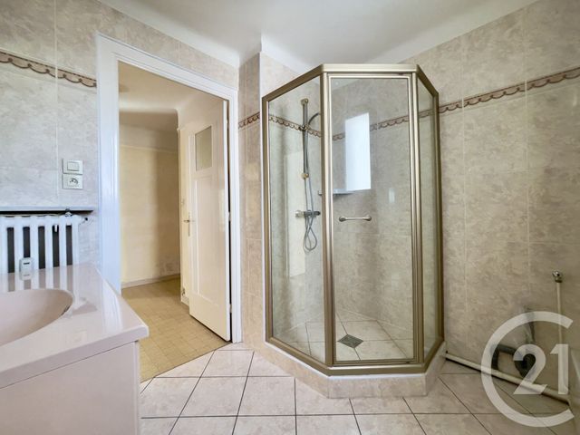 Appartement T3 &agrave; vendre - 3 pi&egrave;ces - 69,83 m2 - Villeurbanne - 69 - RHONE-ALPES