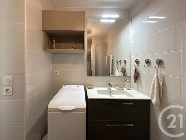 Appartement T3 &agrave; vendre - 3 pi&egrave;ces - 62,36 m2 - Villeurbanne - 69 - RHONE-ALPES