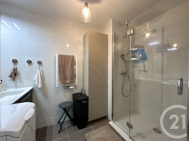 Appartement T3 &agrave; vendre - 3 pi&egrave;ces - 62,36 m2 - Villeurbanne - 69 - RHONE-ALPES