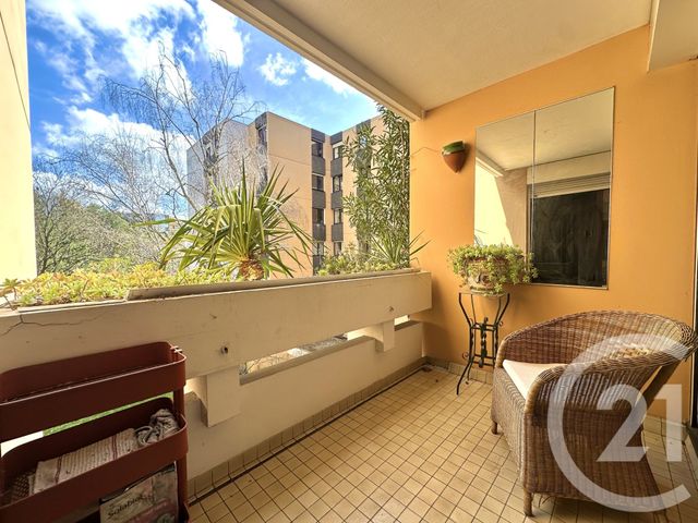 Appartement T3 &agrave; vendre - 3 pi&egrave;ces - 74,05 m2 - Villeurbanne - 69 - RHONE-ALPES