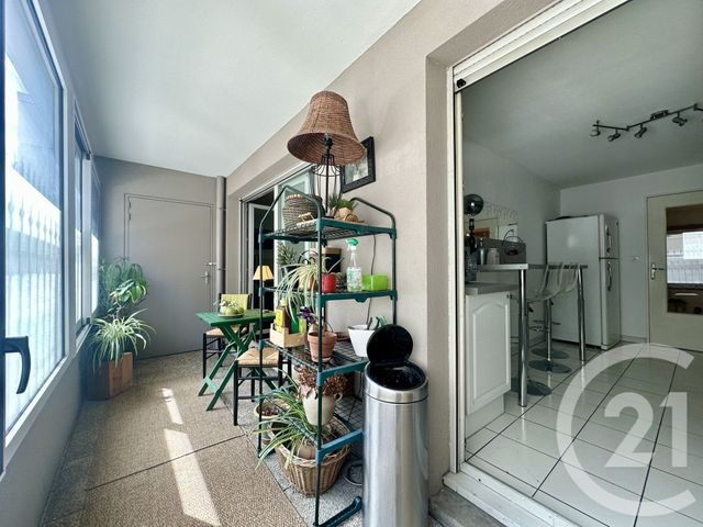 Appartement T3 &agrave; vendre - 3 pi&egrave;ces - 80,79 m2 - Villeurbanne - 69 - RHONE-ALPES