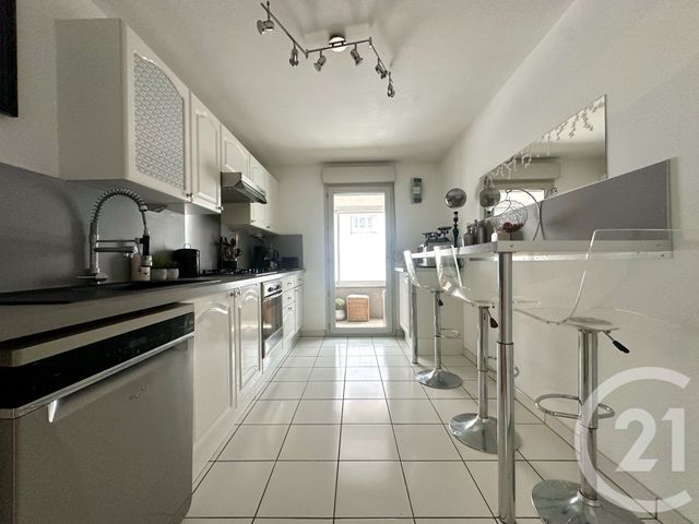 Appartement T3 &agrave; vendre - 3 pi&egrave;ces - 80,79 m2 - Villeurbanne - 69 - RHONE-ALPES