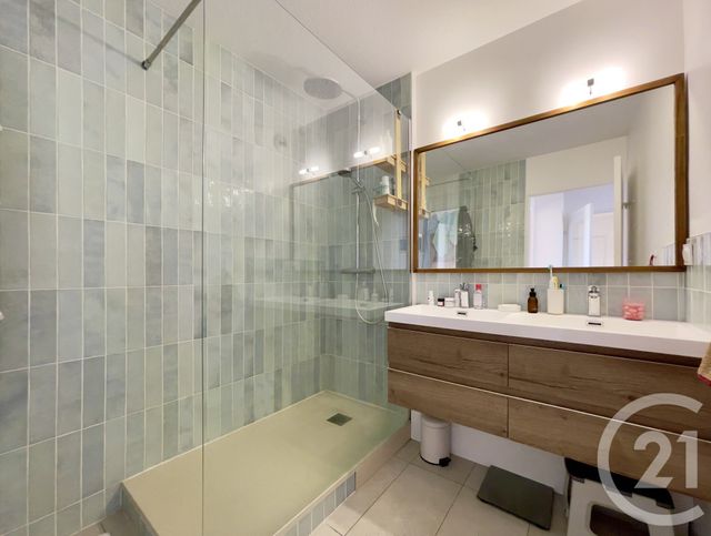 Appartement T4 &agrave; vendre - 4 pi&egrave;ces - 83,28 m2 - Villeurbanne - 69 - RHONE-ALPES