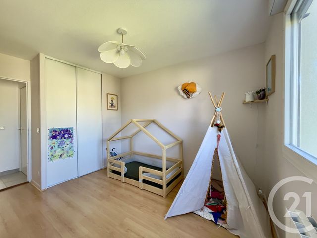 Appartement T4 &agrave; vendre - 4 pi&egrave;ces - 83,28 m2 - Villeurbanne - 69 - RHONE-ALPES