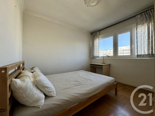 Appartement T3 &agrave; vendre - 3 pi&egrave;ces - 55,57 m2 - Villeurbanne - 69 - RHONE-ALPES