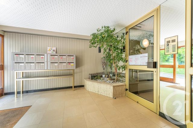 Appartement &agrave; vendre - 4 pi&egrave;ces - 78 m2 - Bron - 69 - RHONE-ALPES
