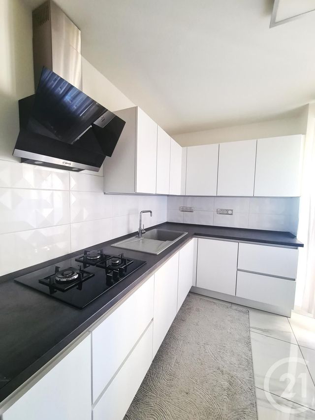 Appartement F4 &agrave; vendre - 4 pi&egrave;ces - 85 m2 - Vaulx En Velin - 69 - RHONE-ALPES