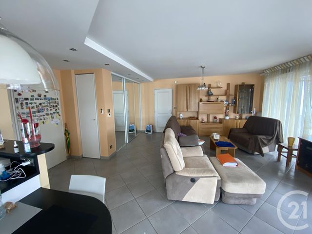 Appartement T3 &agrave; vendre - 3 pi&egrave;ces - 92 m2 - Decines Charpieu - 69 - RHONE-ALPES