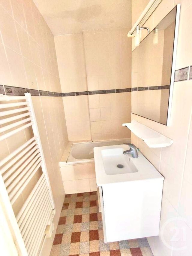 Appartement F3 &agrave; vendre - 3 pi&egrave;ces - 49 m2 - Vaulx En Velin - 69 - RHONE-ALPES