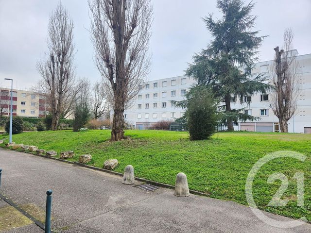 Appartement F5 &agrave; vendre - 5 pi&egrave;ces - 92,61 m2 - Venissieux - 69 - RHONE-ALPES