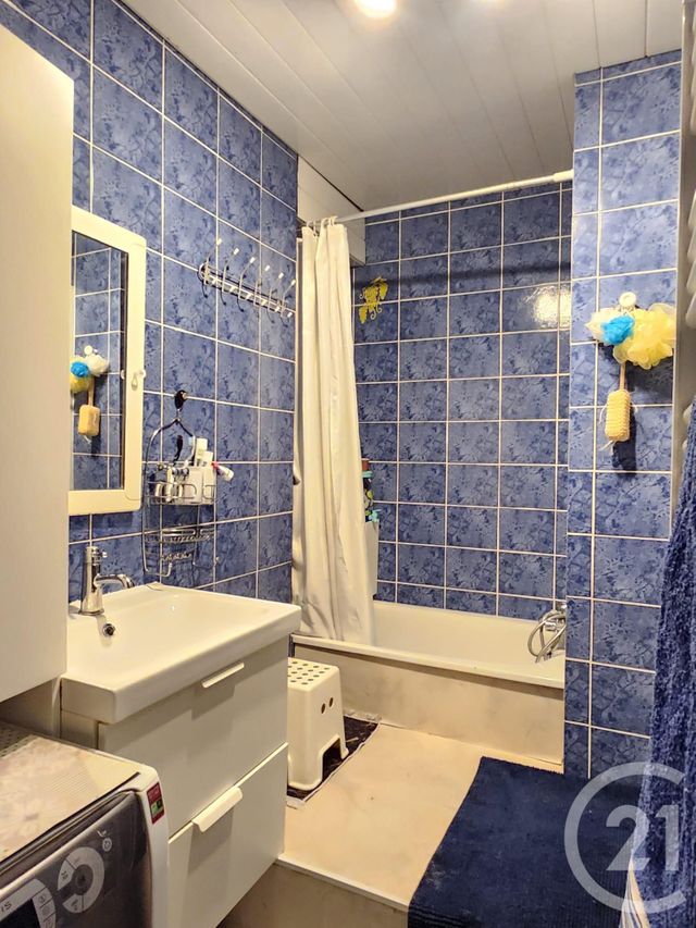 Appartement F5 &agrave; vendre - 5 pi&egrave;ces - 92,61 m2 - Venissieux - 69 - RHONE-ALPES