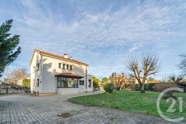 Maison à vendre - 6 pièces - 262 m2 - Bron - 69 - RHONE-ALPES