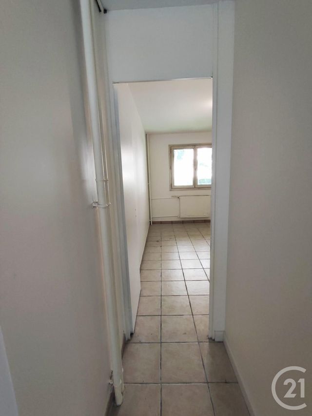 Appartement F2 à vendre - 2 pièces - 31,03 m2 - Vaulx En Velin - 69 - RHONE-ALPES