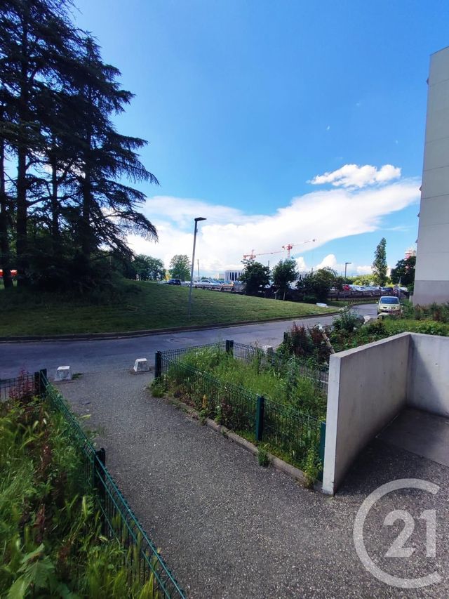 Appartement F2 à vendre - 2 pièces - 31,03 m2 - Vaulx En Velin - 69 - RHONE-ALPES