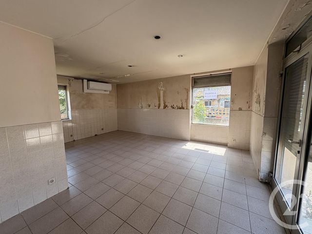 Appartement F3 à vendre - 3 pièces - 70 m2 - Pierre Benite - 69 - RHONE-ALPES