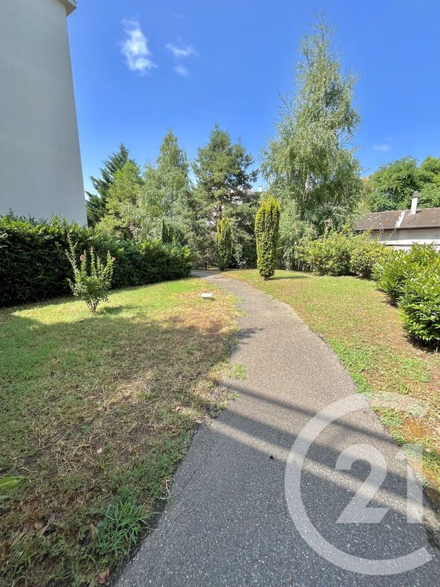 Appartement F2 à vendre - 2 pièces - 60 m2 - Vaulx En Velin - 69 - RHONE-ALPES