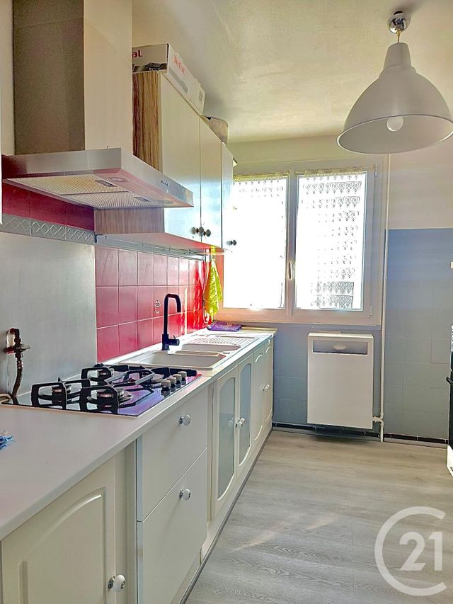 Appartement F4 à vendre - 4 pièces - 70 m2 - Villeurbanne - 69 - RHONE-ALPES