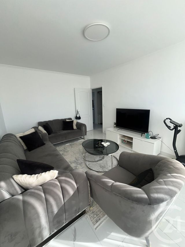 Appartement F4 &agrave; vendre - 4 pi&egrave;ces - 66,30 m2 - Meyzieu - 69 - RHONE-ALPES