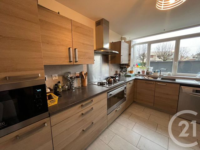 Maison &agrave; vendre - 4 pi&egrave;ces - 93,72 m2 - Meyzieu - 69 - RHONE-ALPES