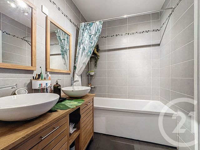 Appartement T4 &agrave; vendre - 4 pi&egrave;ces - 87,55 m2 - Villeurbanne - 69 - RHONE-ALPES