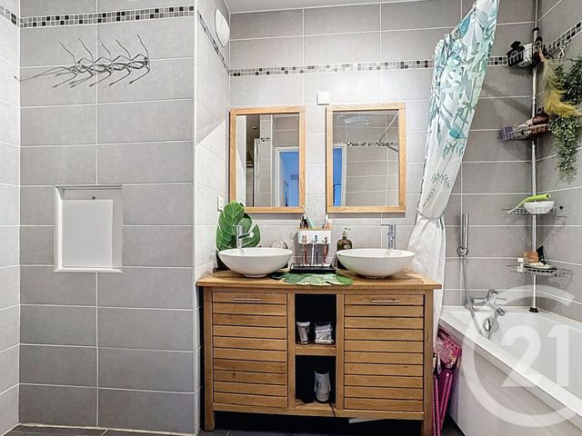 Appartement T4 &agrave; vendre - 4 pi&egrave;ces - 87,55 m2 - Villeurbanne - 69 - RHONE-ALPES