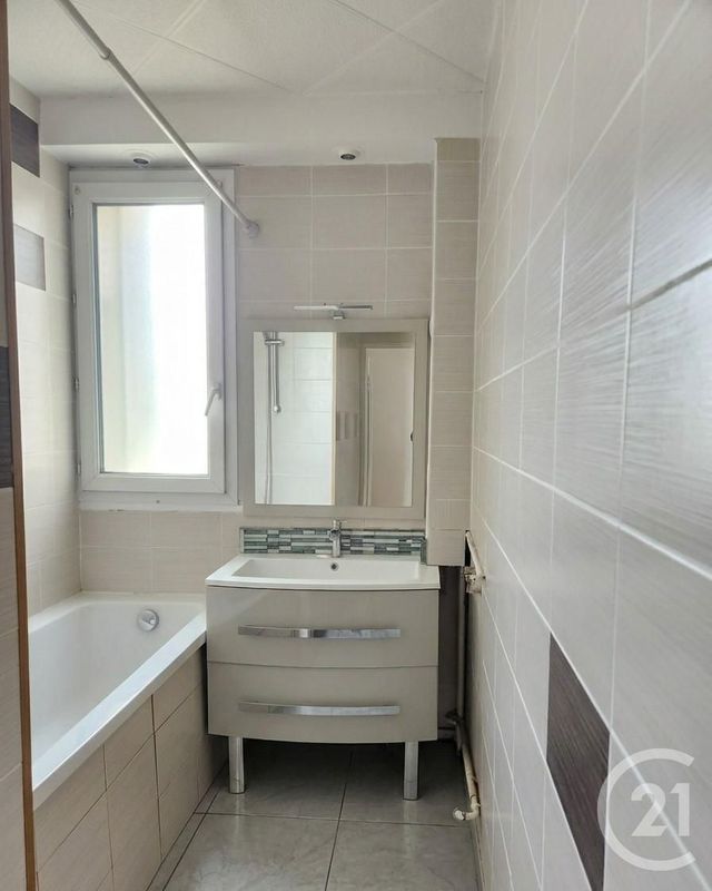 Appartement F4 &agrave; vendre - 4 pi&egrave;ces - 70 m2 - Villeurbanne - 69 - RHONE-ALPES