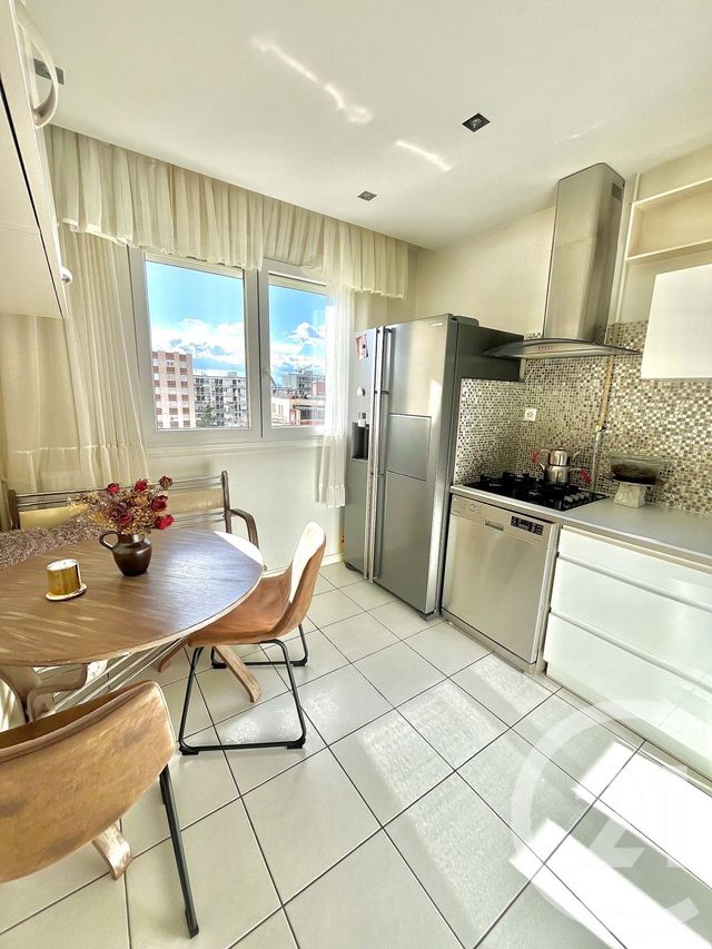 Appartement &agrave; vendre - 4 pi&egrave;ces - 66,67 m2 - Vaulx En Velin - 69 - RHONE-ALPES