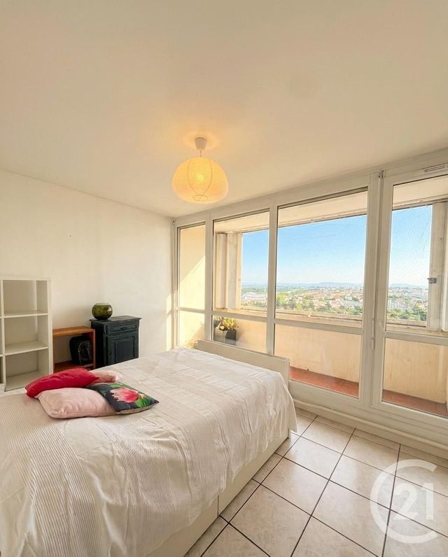 Appartement F3 &agrave; vendre - 3 pi&egrave;ces - 69,83 m2 - Villeurbanne - 69 - RHONE-ALPES